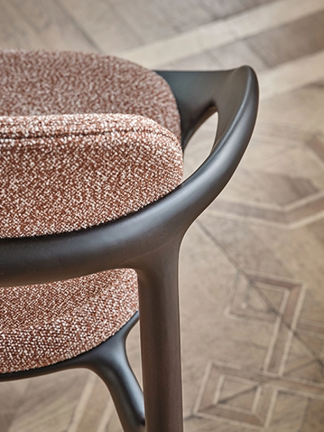 Molly Kollu Sandalye