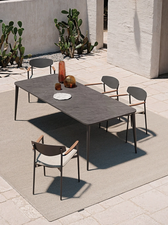 Origami Kollu Sandalye