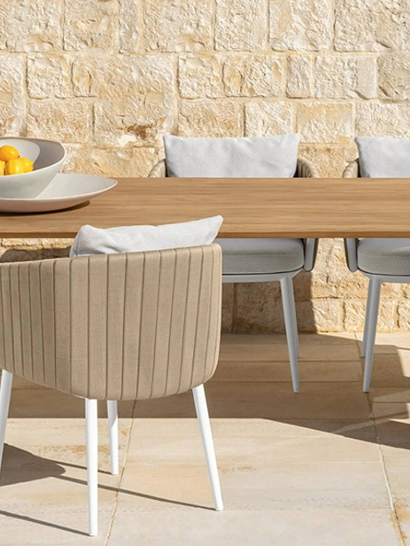 Salinas Yemek Masası