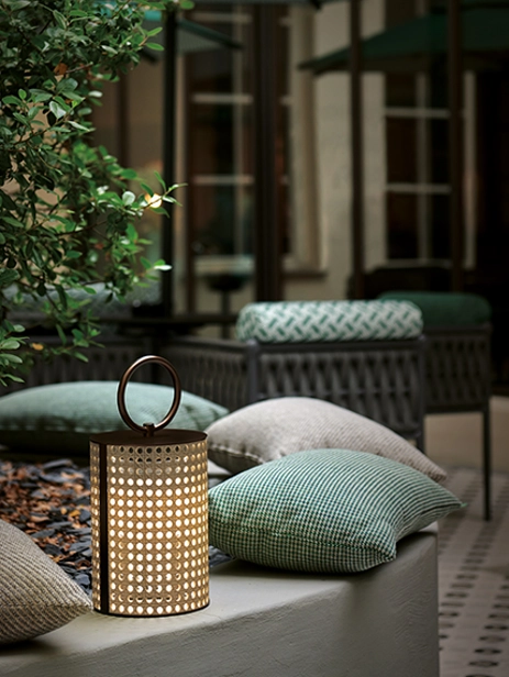 Clara Şarjlı Fener