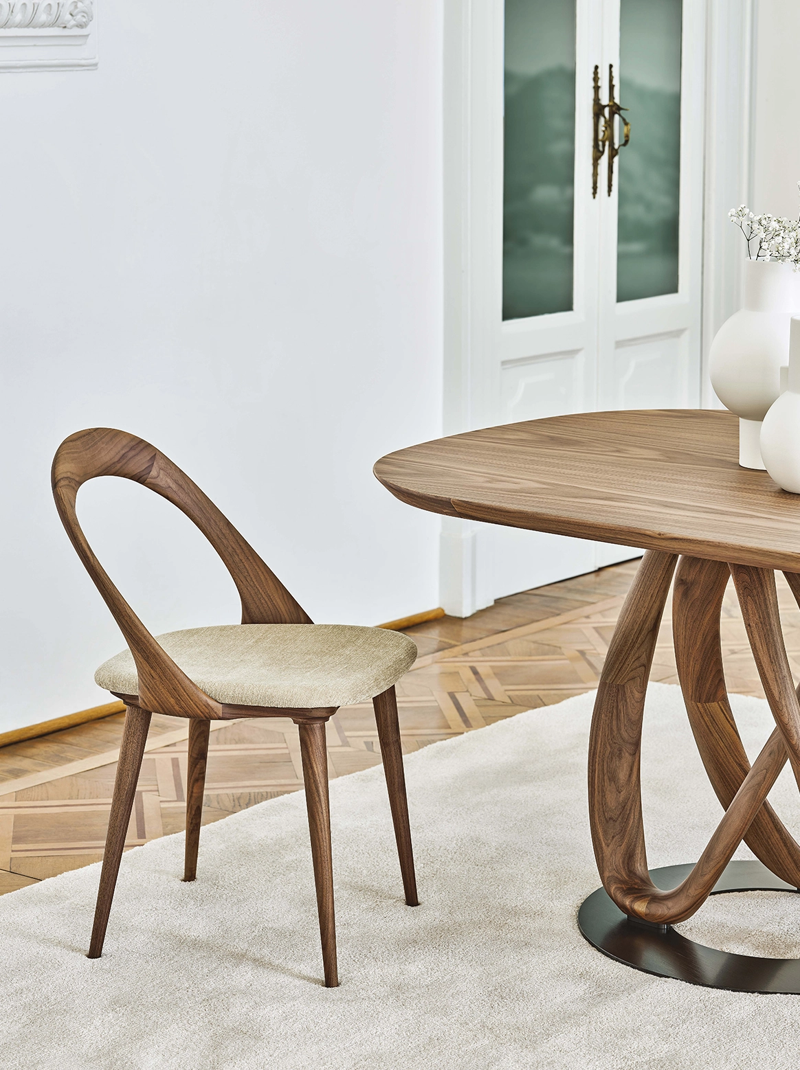 Ester Kolsuz Sandalye